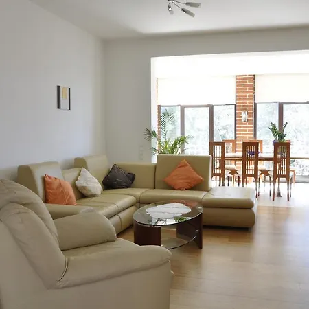 Villa Flora Kastela Room photo