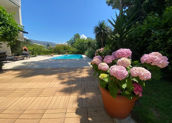 Villa Flora