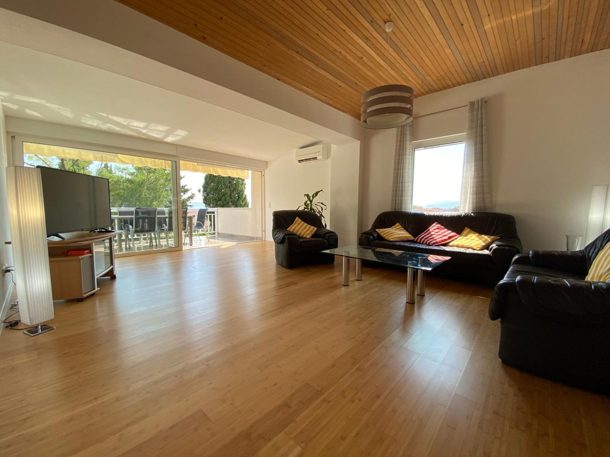 Flora Apartmán Kaštela