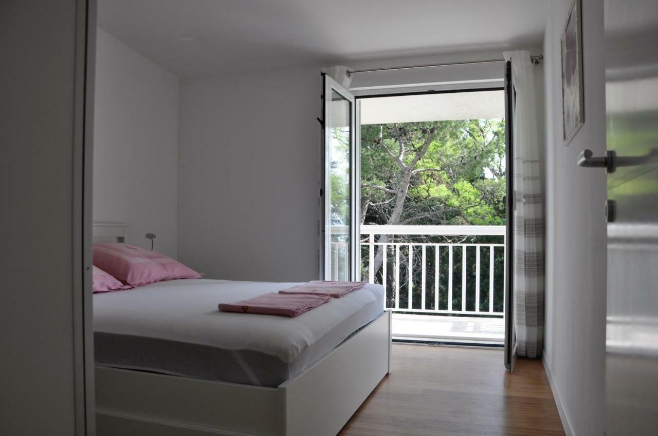 Flora Apartmán Kaštela